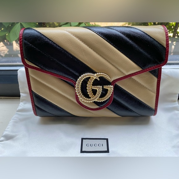 Gucci GG Marmont Purse - Picture 6 of 7